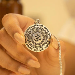 Divine Shield Pendant – Maha Mrityunjaya Mantra